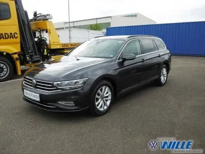 Gebraucht VW Passat Business 150 PS (110 kW) 2023 Mangangrau Kombi