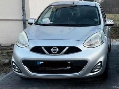 Gebraucht Nissan Micra Acenta 80 PS (58 kW) 2016 Silber Kleinwagen