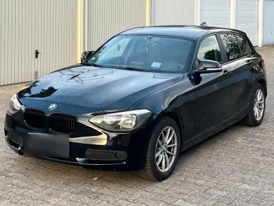 Gebraucht BMW 116 130 PS (95 kW) 2015 Schwarz Kleinwagen