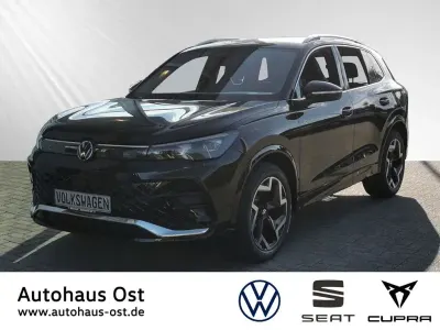 Gebraucht VW Tiguan R-line 150 PS (110 kW) 2025 Grenadillschwarz SUV