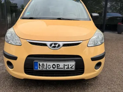 Gebraucht Hyundai i10 67 PS (49 kW) 2009 Gelb Kleinwagen