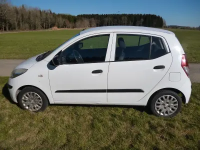 Gebraucht Hyundai i10 Classic 67 PS (49 kW) 2009 Weiß Kleinwagen