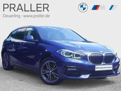 Gebraucht BMW 118 Sport Line 136 PS (100 kW) 2023 Phytonicblau Kleinwagen