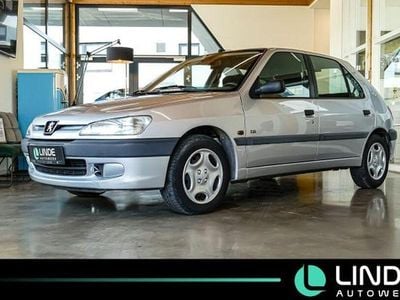 Gebraucht Peugeot 306 101 PS (74 kW) 1997 Silber/metalliclackierung mi Limousine