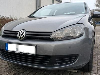 Gebraucht VW Golf VI 105 PS (77 kW) 2010 Grau Kleinwagen
