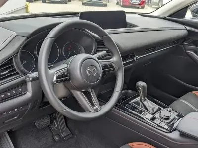 Neu Mazda CX-30 Nagisa 186 PS (136 kW) 2026 Machine grey metallic SUV