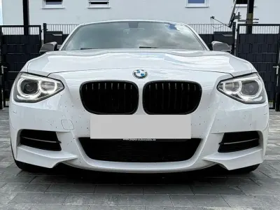 Usata BMW 135 Efficient Dynamics 320 CV (235 kW) 2013 Bianco Utilitaria