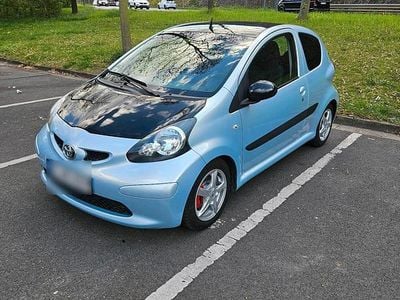 Usata Toyota Aygo 68 CV (50 kW) 2006 Blu Utilitaria