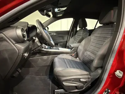 Occasion Alfa Romeo Tonale Sprint 131 ch (96 kW) 2023 Rouge SUV