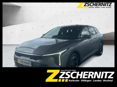 Neu Kia K4 Spirit 150 PS (110 kW) 2026 Stahlgrau metallic Limousine