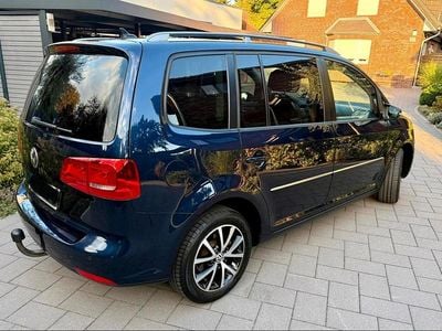 Gebraucht VW Touran Match 140 PS (102 kW) 2012 Blau Van / Kleinbus