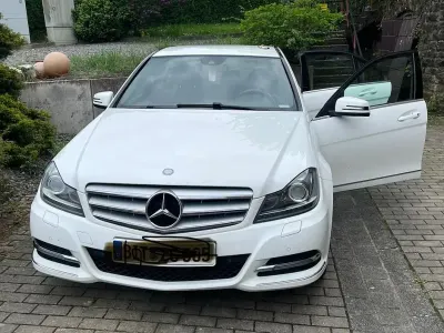 Gebraucht Mercedes 250 204 PS (150 kW) 2013 Schwarz Limousine