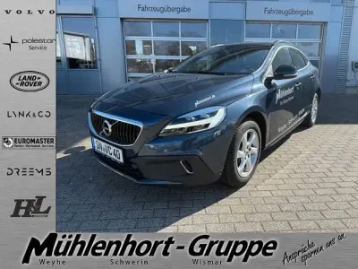 Gebraucht Volvo V40 CC Plus 152 PS (111 kW) 2019 Blau Kombi