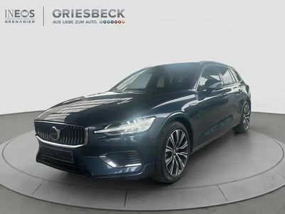 Second-hand Volvo V60 Plus 455 CP (334 kW) 2022 Albastru Break