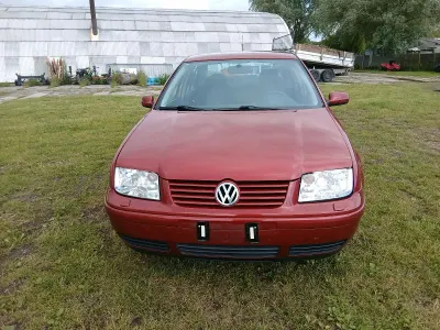 Gebraucht VW Bora 90 PS (66 kW) 1999 Rot Limousine