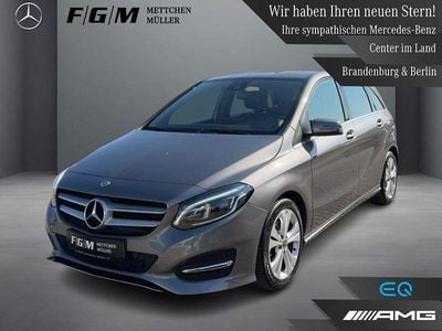 Gebraucht Mercedes B200 Urban 156 PS (114 kW) 2018 Metalliclack mountaingrau Van / Kleinbus