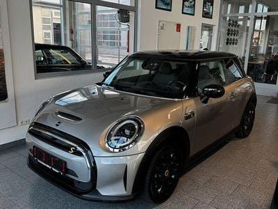 Gebraucht Mini Cooper SE Classic 135 kW (184 PS) 2023 Silber Kleinwagen