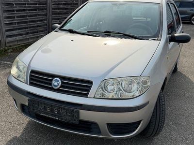 Gebraucht Fiat Punto Dynamic 60 PS (44 kW) 2004 Silber Kleinwagen