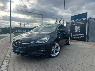 Gebraucht Opel Astra Dynamic 125 PS (91 kW) 2017 Onyx schwarz Limousine