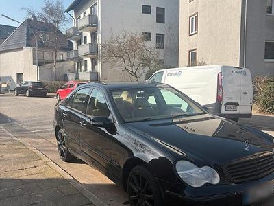 Gebraucht Mercedes C180 143 PS (105 kW) 2001 Schwarz Limousine