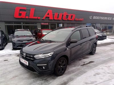 Grau Gebraucht 2022 Dacia Jogger Extreme Van / Kleinbus | 14.780 € (Fairer Preis)