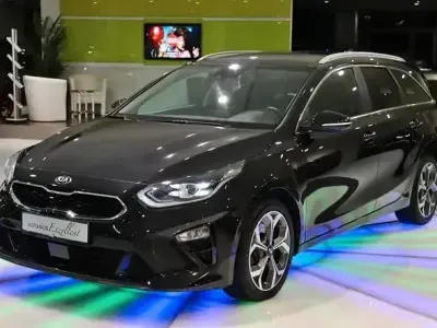 Gebraucht Kia Ceed 136 PS (100 kW) 2018 Schwarz Kleinwagen