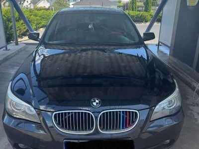 BMW 523