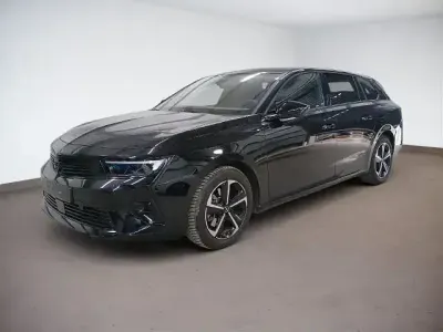 Gebraucht Opel Astra 131 PS (96 kW) 2024 Schwarz Kleinwagen