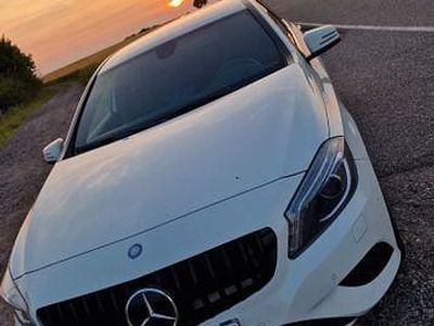Gebraucht Mercedes A180 Style 109 PS (80 kW) 2013 Weiß Limousine