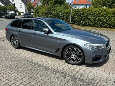 Gebraucht BMW 520 M Sport 190 PS (139 kW) 2018 Blau Kombi