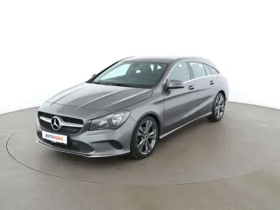 Gebraucht Mercedes CLA180 Shooting Brake Urban 122 PS (89 kW) 2018 Grau Kombi
