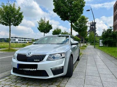 gebraucht Skoda Octavia 2.0 TDI RS Combi / OHNE Dachreling!