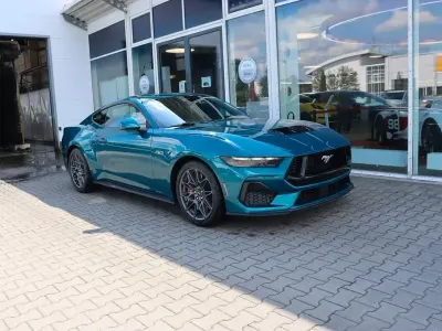 Neu Ford Mustang Fastback 446 PS (328 kW) 2026 Adriatic blue green metallic Coupé