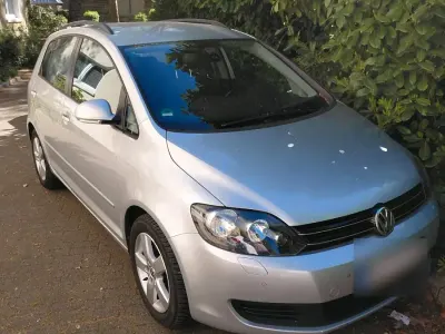 Gebraucht VW Golf VI 105 PS (77 kW) 2011 Grau Kleinwagen