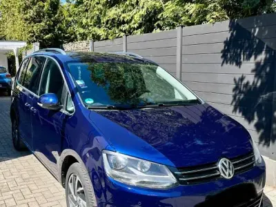 Second-hand VW Sharan Sound 150 CP (110 kW) 2017 Albastru Monovolum