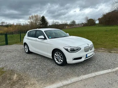 Gebraucht BMW 114 Urban Line 102 PS (75 kW) 2012 Weiß Kleinwagen
