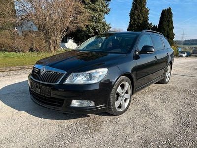 Gebraucht Skoda Octavia Elegance 105 PS (77 kW) 2010 Schwarz Kombi