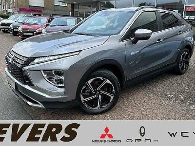 Gebraucht Mitsubishi Eclipse Cross Plus 98 PS (72 kW) 2022 Platinumgrau SUV