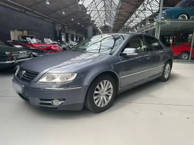 Gebraucht VW Phaeton 239 PS (175 kW) 2009 Grau Limousine