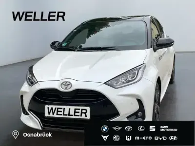 Gebraucht Toyota Yaris Plus 131 PS (96 kW) 2025 Platinum white pearl / black Kleinwagen