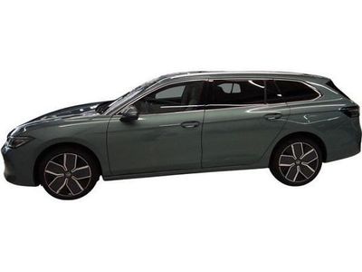 Gebraucht VW Passat IQ Drive 193 PS (141 kW) 2025 Blau (aeroblau) Kombi