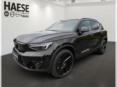 Neu Volvo XC40 Plus 163 PS (119 kW) 2026 Schwarz (onyx black metallic) SUV