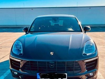 Second-hand Porsche Macan S 258 CP (189 kW) 2016 Negru SUV