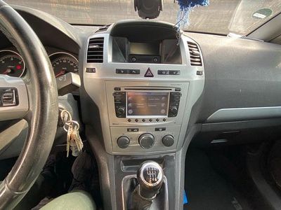 Gebraucht Opel Zafira 125 PS (91 kW) 2012 Schwarz Van / Kleinbus