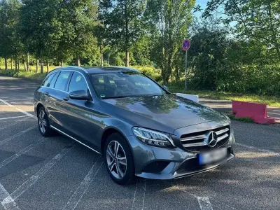 Gebraucht Mercedes C220 194 PS (142 kW) 2018 Grau Kombi