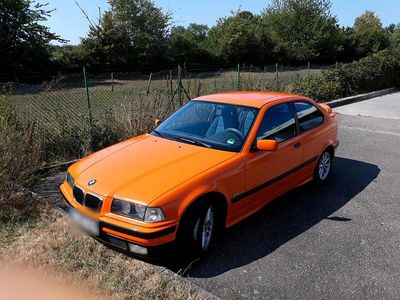 Second-hand BMW 316 105 CP (77 kW) 1999 Portocaliu Coupe