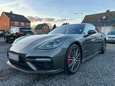 Gebraucht Porsche Panamera Sport 549 PS (403 kW) 2017 Grau Kleinwagen
