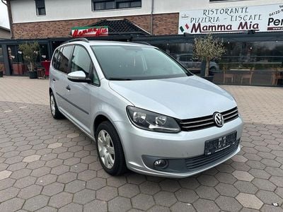 Begagnad VW Touran Comfortline 105 HK (77 kW) 2011 Silver Minibuss