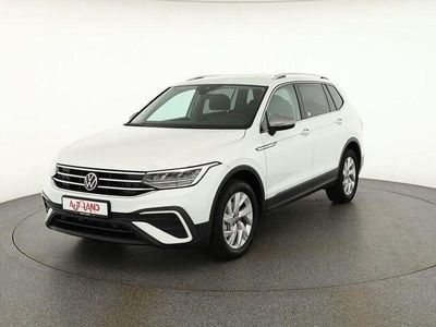 Weiß Gebraucht 2022 VW Tiguan Allspace Life SUV | 30.990 € (Fairer Preis)
