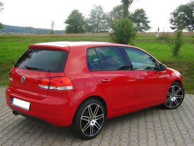Gebraucht VW Golf VI Trendline 110 PS (80 kW) 2009 Rot metallic Kleinwagen